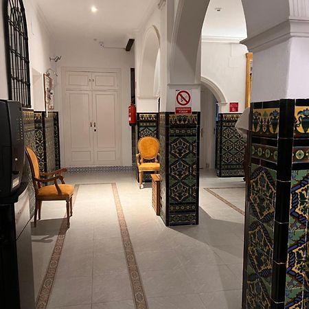 Hostal Playa Hidalgo Рота Екстериор снимка