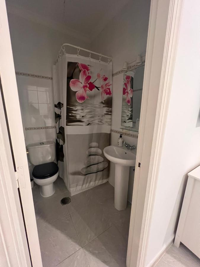Hostal Playa Hidalgo Рота Екстериор снимка