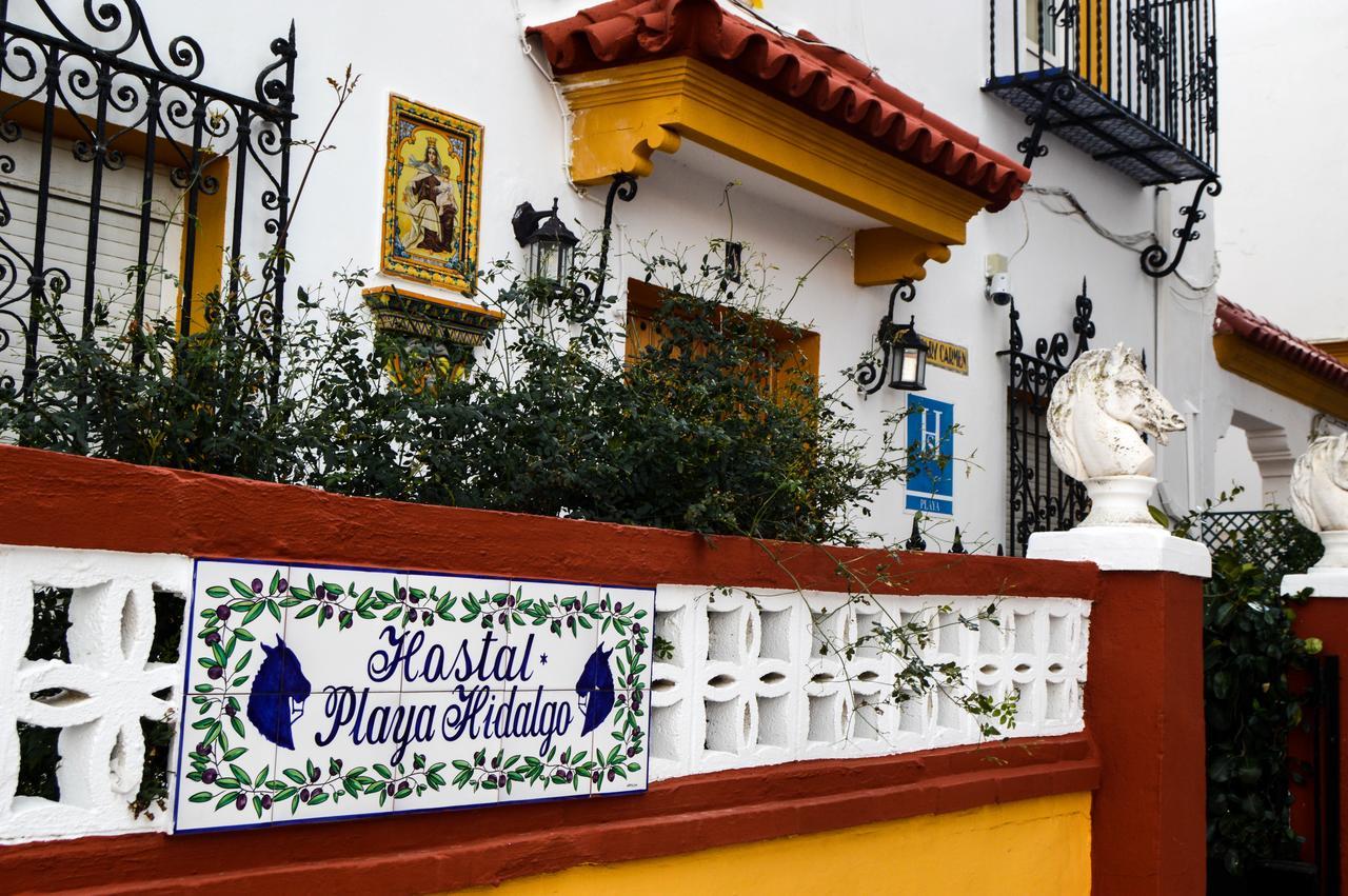 Hostal Playa Hidalgo Рота Екстериор снимка