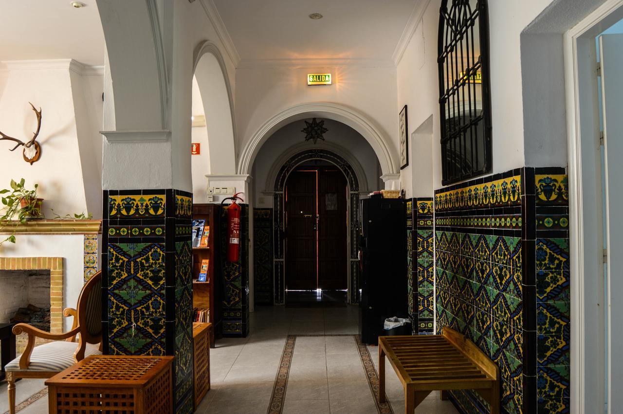 Hostal Playa Hidalgo Рота Екстериор снимка