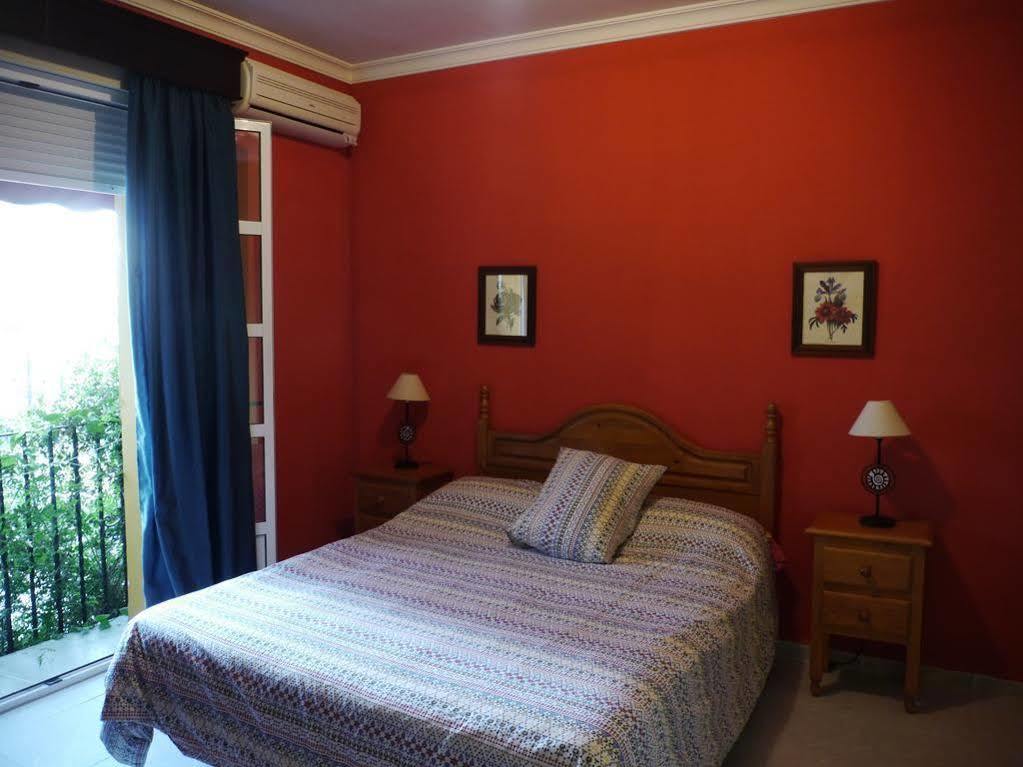 Hostal Playa Hidalgo Рота Екстериор снимка